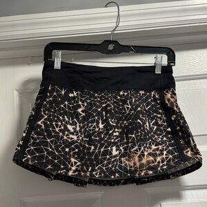 Lululemon Black Pattern Skort - Size 4